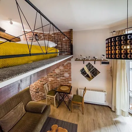 Studio Z Ogrodem Przy Starej Zajezdni Krakow Exterior photo