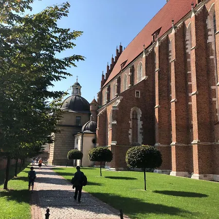 Studio Z Ogrodem Przy Starej Zajezdni Krakow Exterior photo