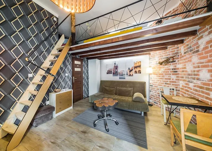 Studio Z Ogrodem Przy Starej Zajezdni